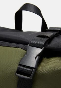 Doughnut Christopher Go Wild SeriesBackpack Unisex - Rucksack - Black/Army -Doughnut Bags Outlet Store 1ced85b9c2084c2f960a2fbf7b02354e