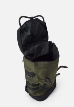 Doughnut Colorado Go Wild Backpack Unisex - Rucksack - Black X Army -Doughnut Bags Outlet Store b2125dcc43ef47a49b12ad198dd4bde9