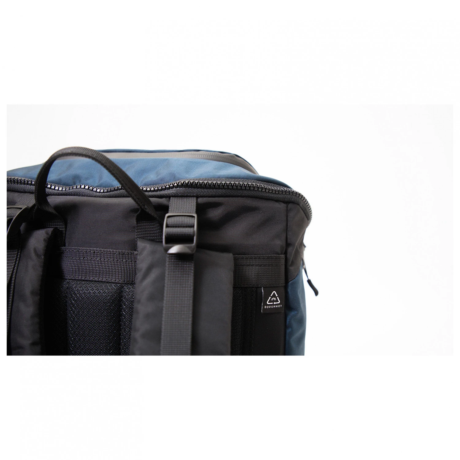 Doughnut - Dynamic Large 22 Ocean Power Series - Daypack 4 Doughnut - Dynamic Large 22 Ocean Power Series - Daypack - Image 4