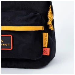 Doughnut - Plus One Mini Happy Camper 9 - Daypack -Doughnut Bags Outlet Store doughnut plus one mini happy camper 9 daypack detail 5